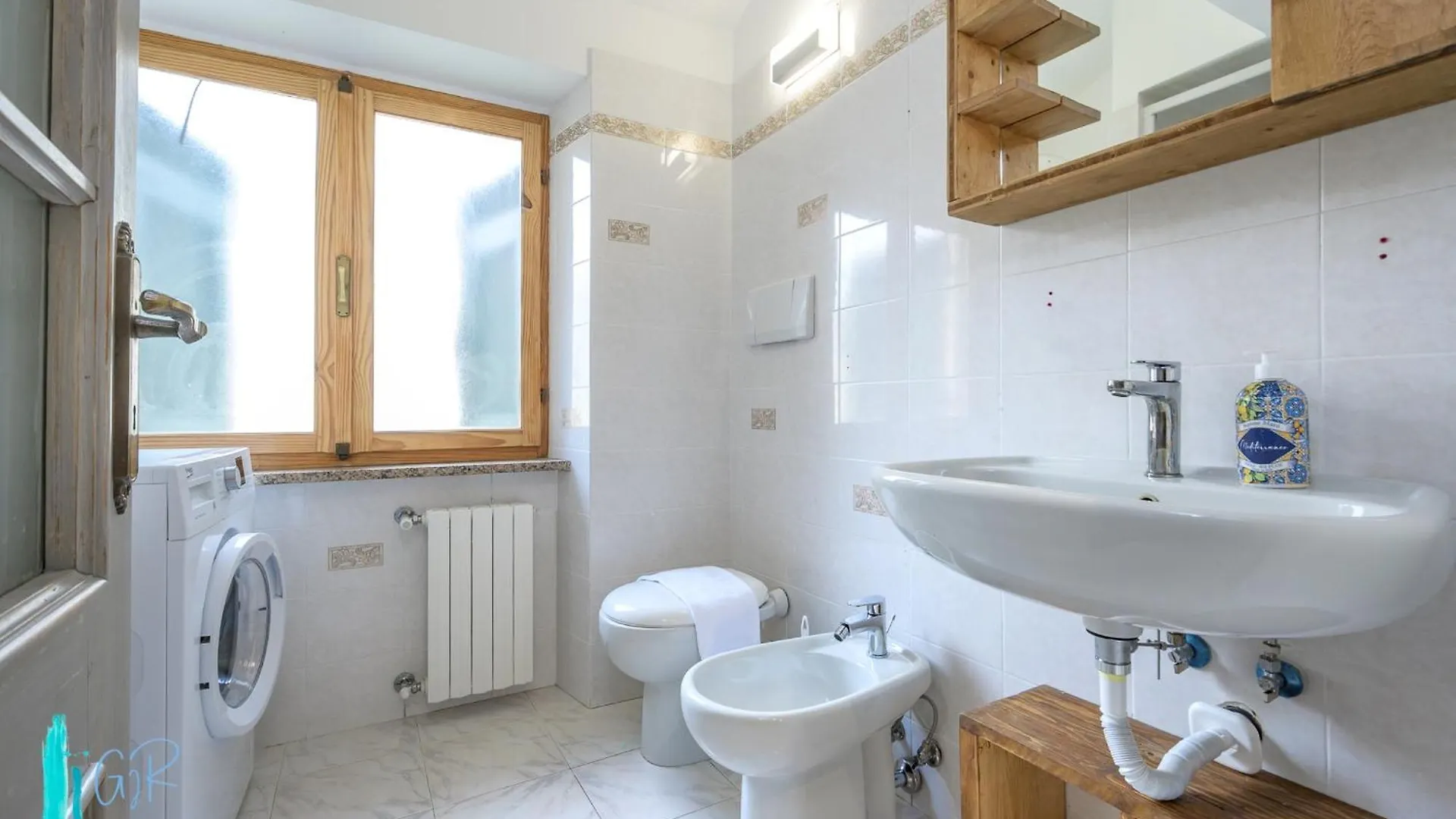 La Mansarda Sopra Campo Pisano - Genovainrelax Appartement